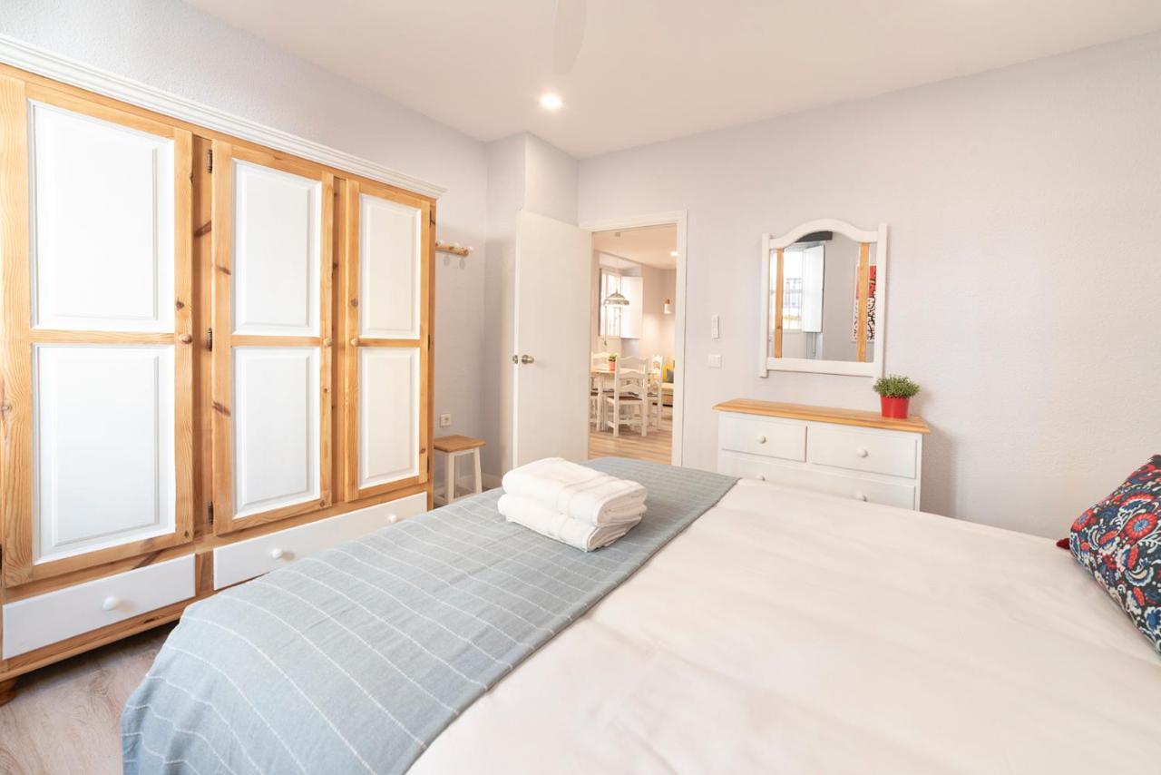 Apartamentos Alfaqueque A Sevilla Kültér fotó