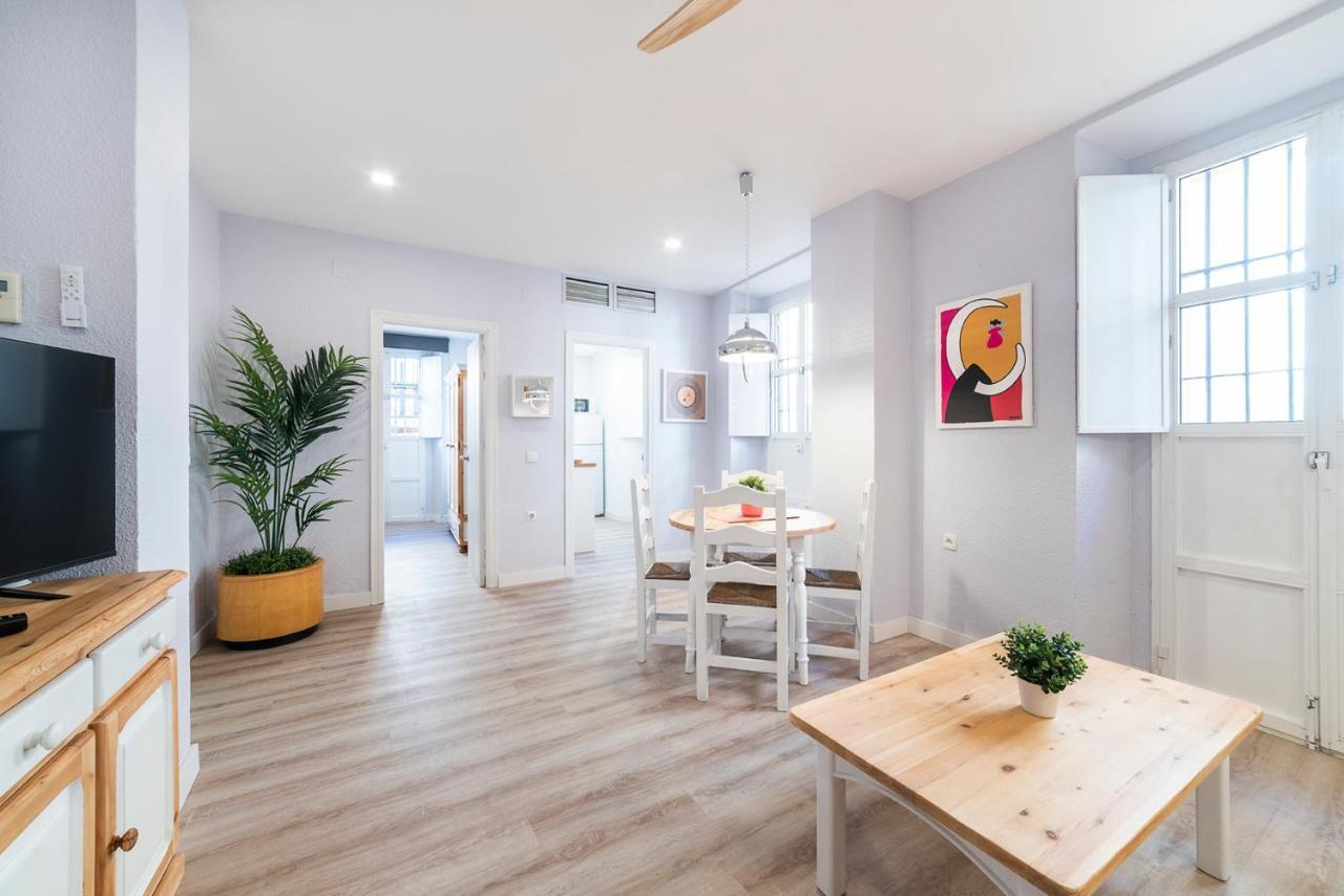 Apartamentos Alfaqueque A Sevilla Kültér fotó