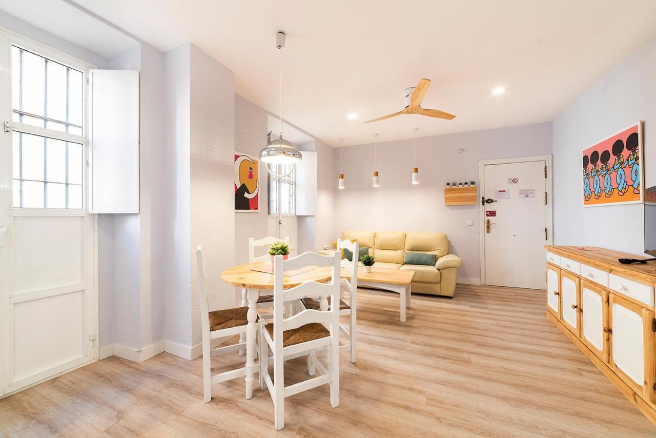 Apartamentos Alfaqueque A Sevilla Kültér fotó